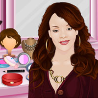 Free online html5 games - Rihanna Fashion Makeover game 