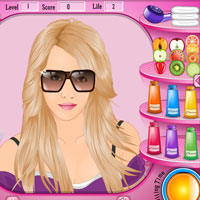 Free online html5 games - Celebrities Beauty Salon game 