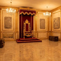 Free online html5 escape games - Royal Palace Guard Escape