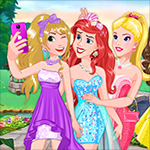 Free online html5 games - Disney Princess Selfie game 